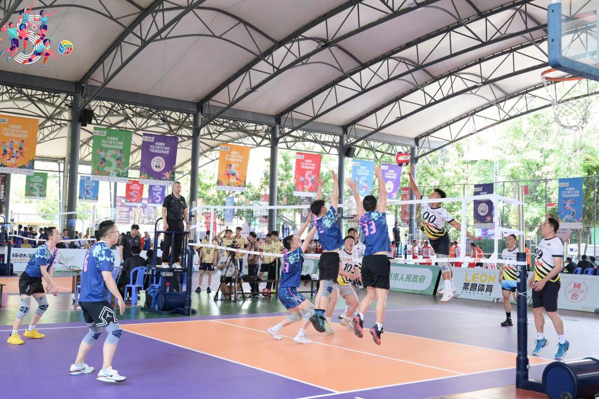 上海海港中超三连冠，但含金量极低，山东泰山明年是最大夺冠热门